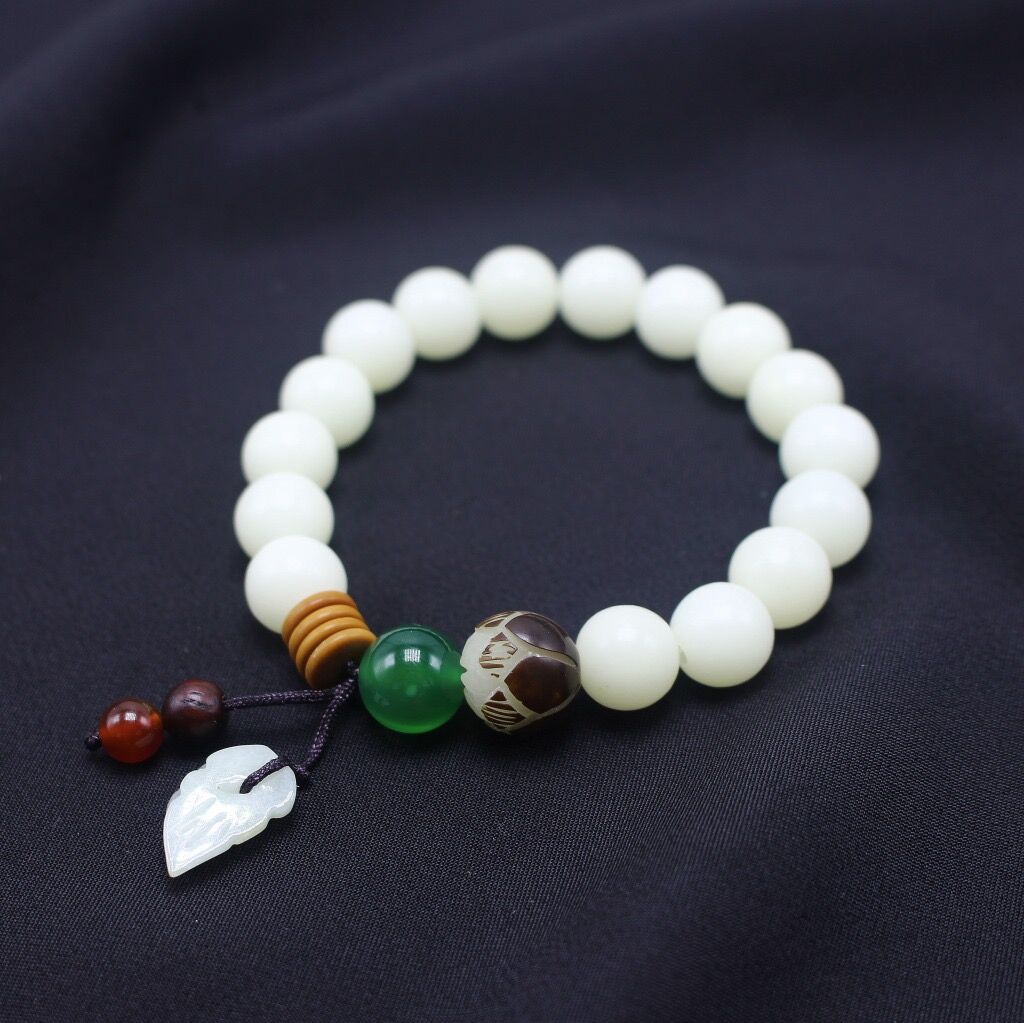 Original Design Natural White Bodhi Root Beads Bracelet Lotus 108 Lotus Mala Healing Prayer Bracelet for Women Jewelry Gift